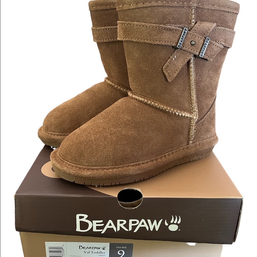 Toddler size 9 boots